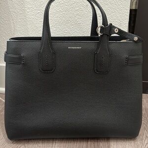 Burberry woman’s purse